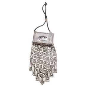 1920s vintage Whiting & Davis Co. El-Sah
cosmetic compact enameled mesh bag